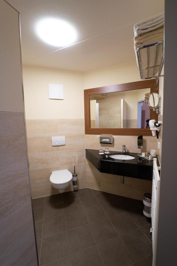 Hotel Blauer Engel 4*